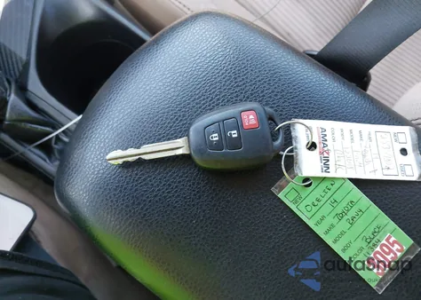 2014 Toyota Rav4 Xle z USA, uszkodzony, nr VIN 2T3WFREV5EW123698